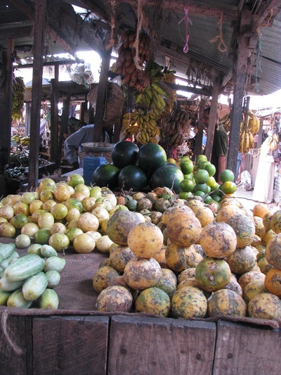 Melonen, Bananen, anderes Obst