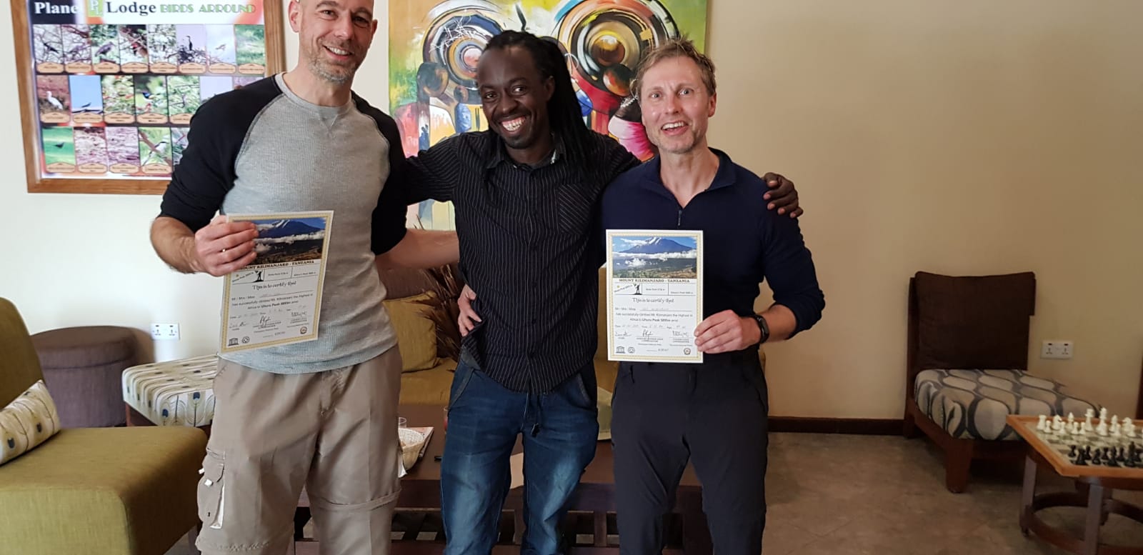 Gruppenfoto mit Guide, Kilimanjaro